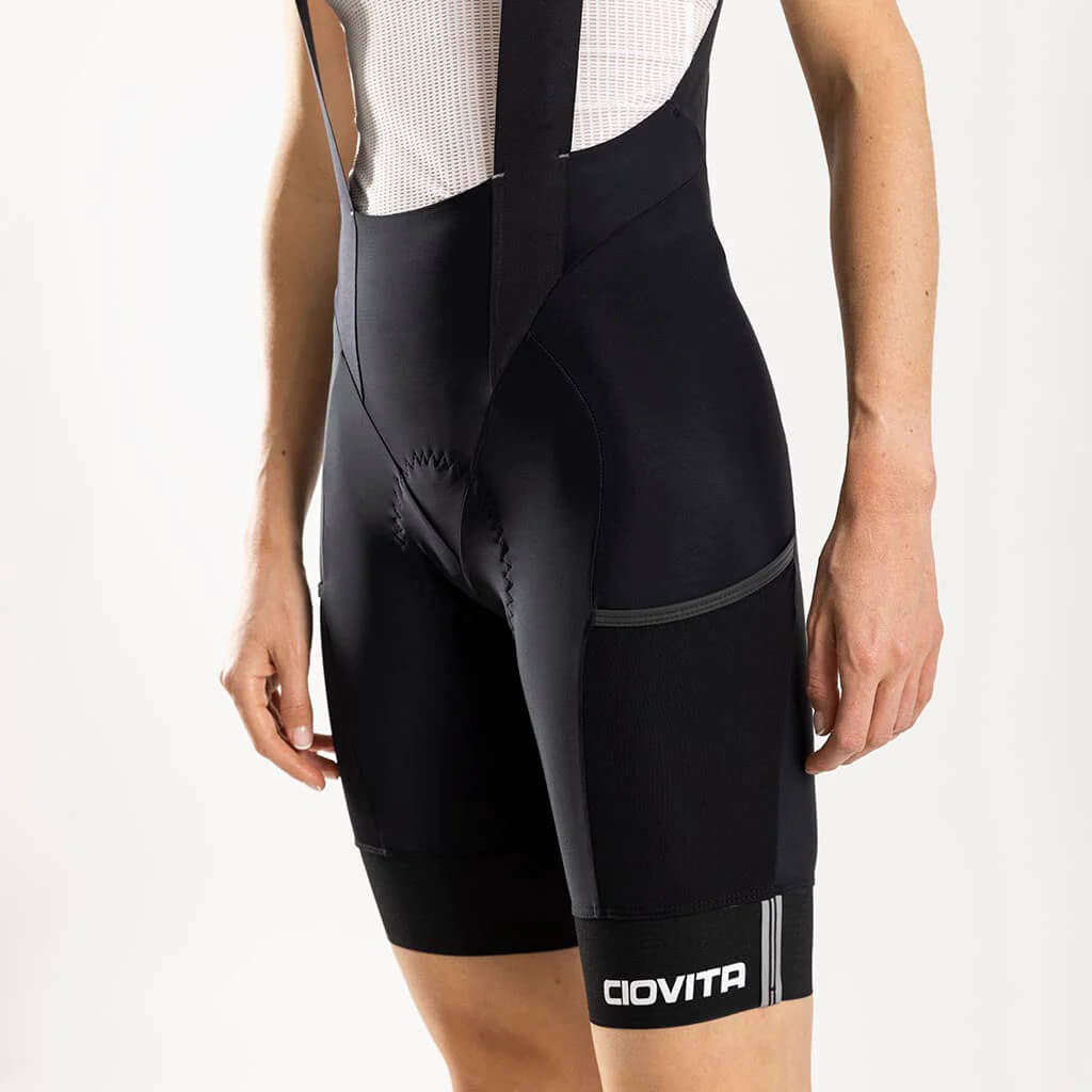 Damen Cargo Bib Shorts - Black
